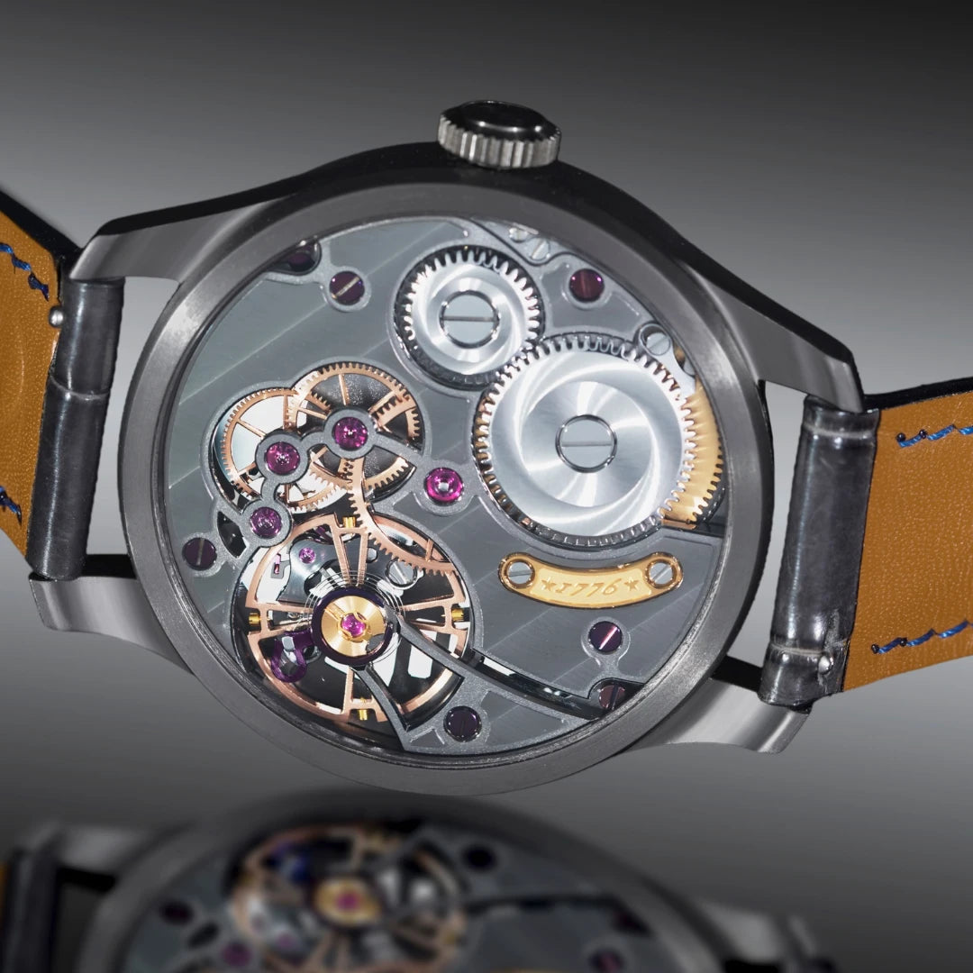 Liberty 250 Tantalum: Caseback
