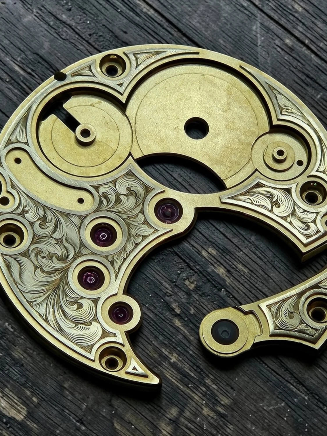 A fully hand-engraved movement plate